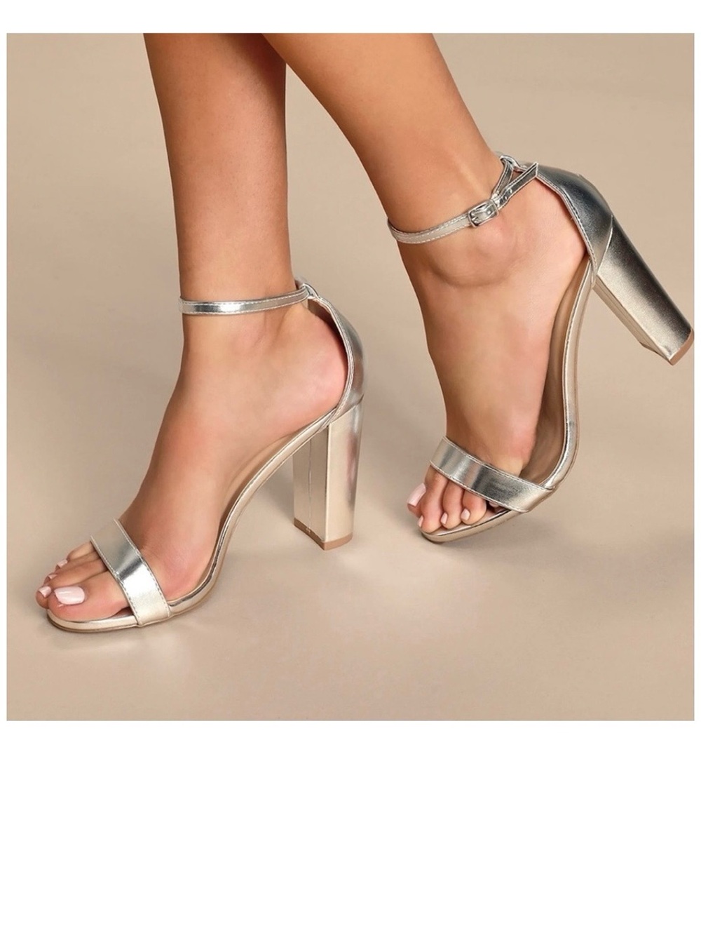 Steve Madden Carrson Metallic Silver Block Heels. Size: 6